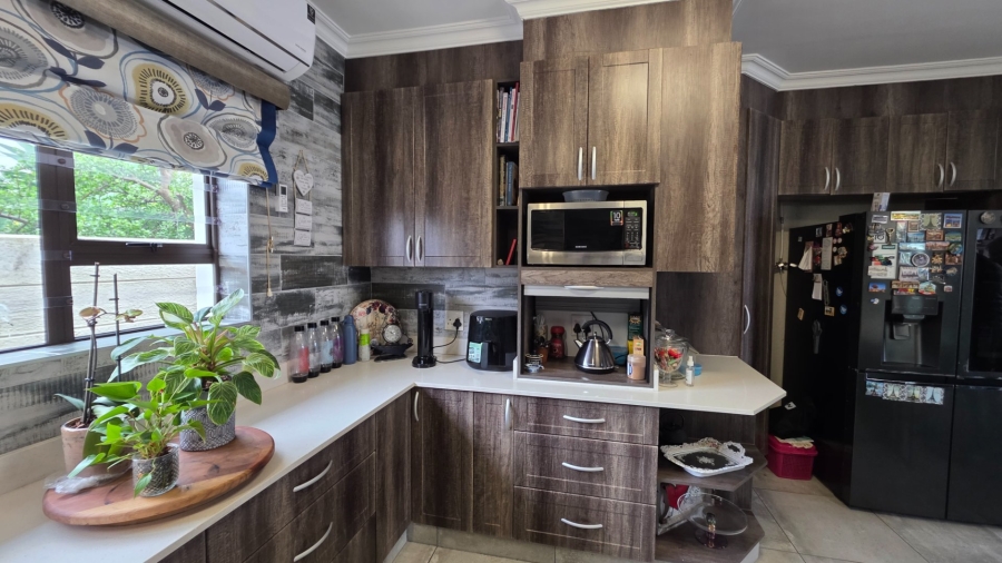 3 Bedroom Property for Sale in Dana Bay Western Cape